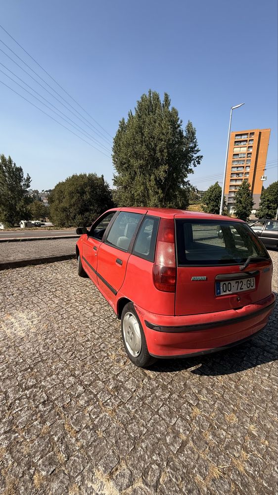Punto 75 em bom estado