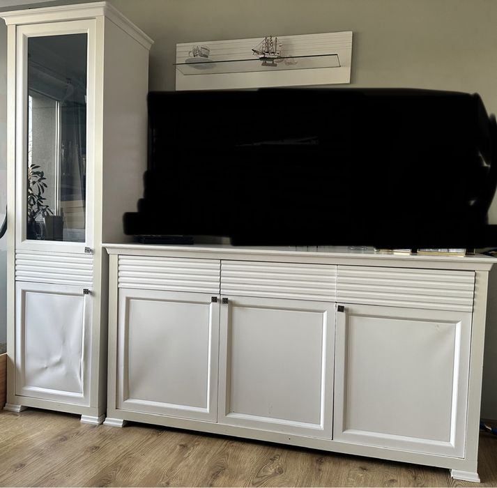 Zestaw mebli komoda witryna pólka Agata Meble