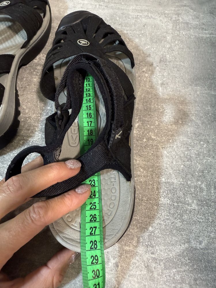 Сандалии Keen 42 р
