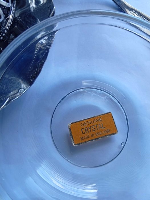 Requintada compoteira de cristal, vintage, revestida em prata inglesa