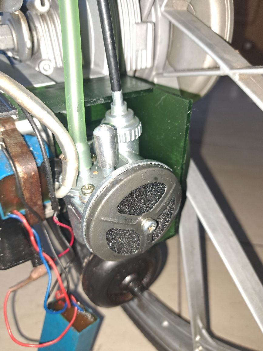 Uchwyt, adapter do montażu gaźnika Romet do roweru z silnikiem Sachs