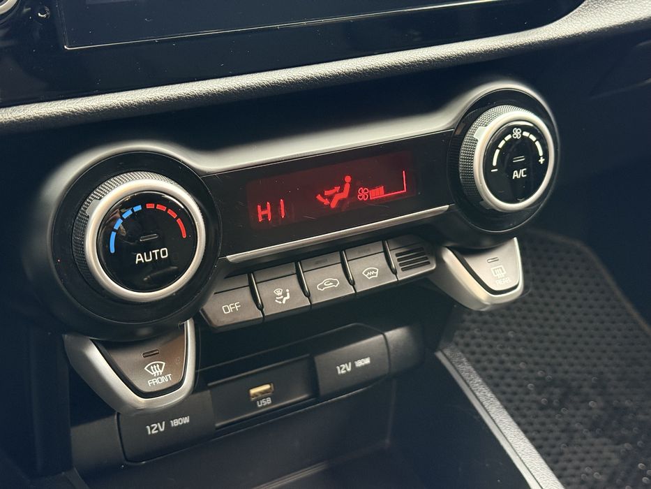 Продам KIA Rio X-Line 2022 рік.Нова машина!