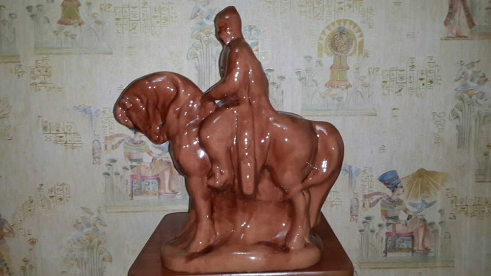 Керамічні, скляні і фарфорові фігурки