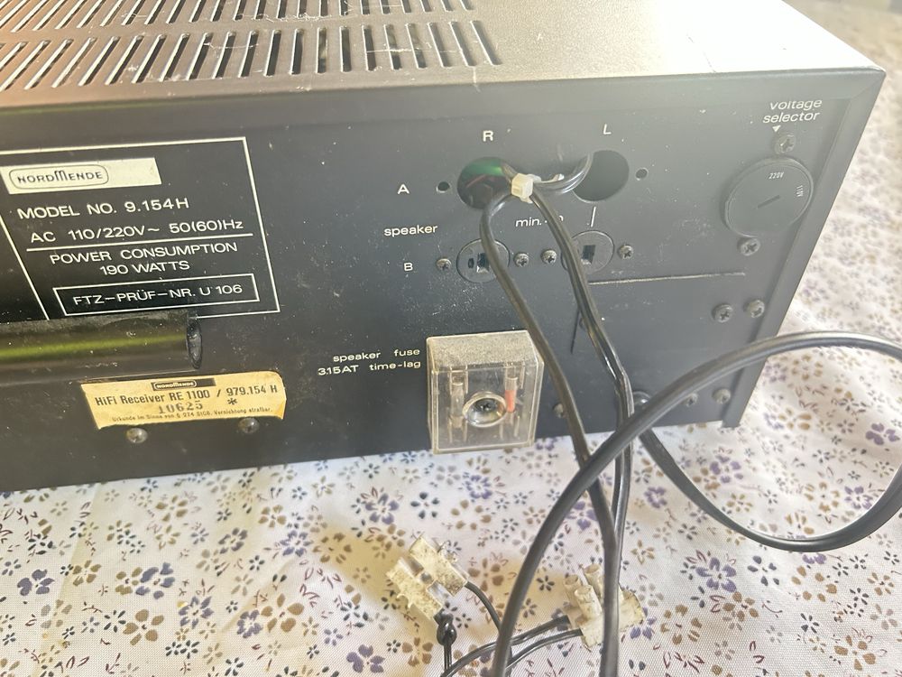 Amplituner Nordmende RE 1100