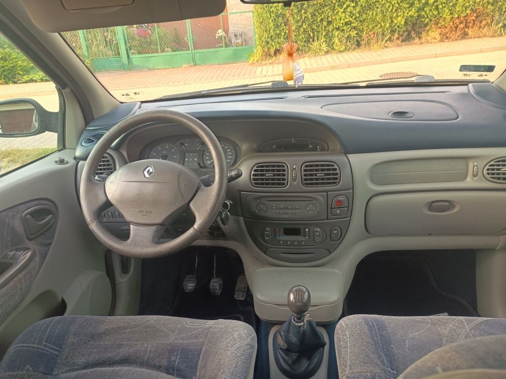 Renault Scenik benzyna 1,6-16V