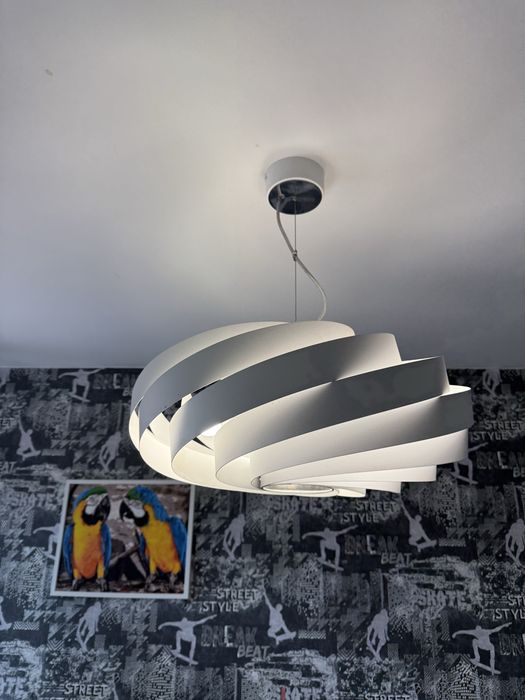 Lampa wisząca biała