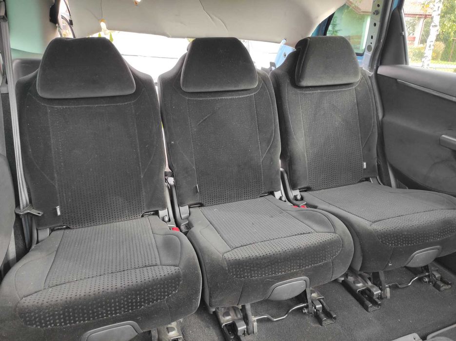 Citroen C4 Picasso 2008 r fotele tylne welur ładne zadbane