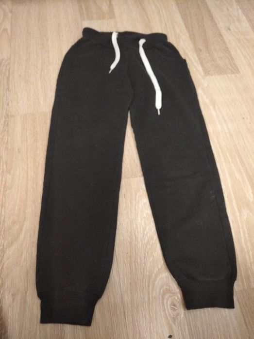 Штаны от спортивного костюма