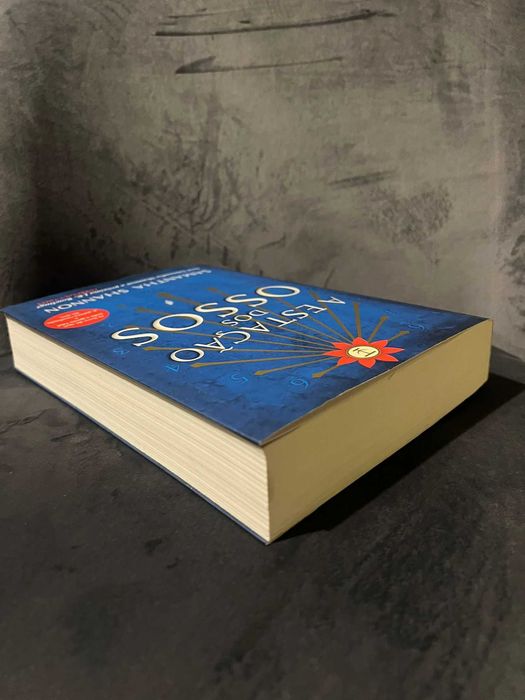 Livro "A Estação dos Ossos" - Samantha Shannon