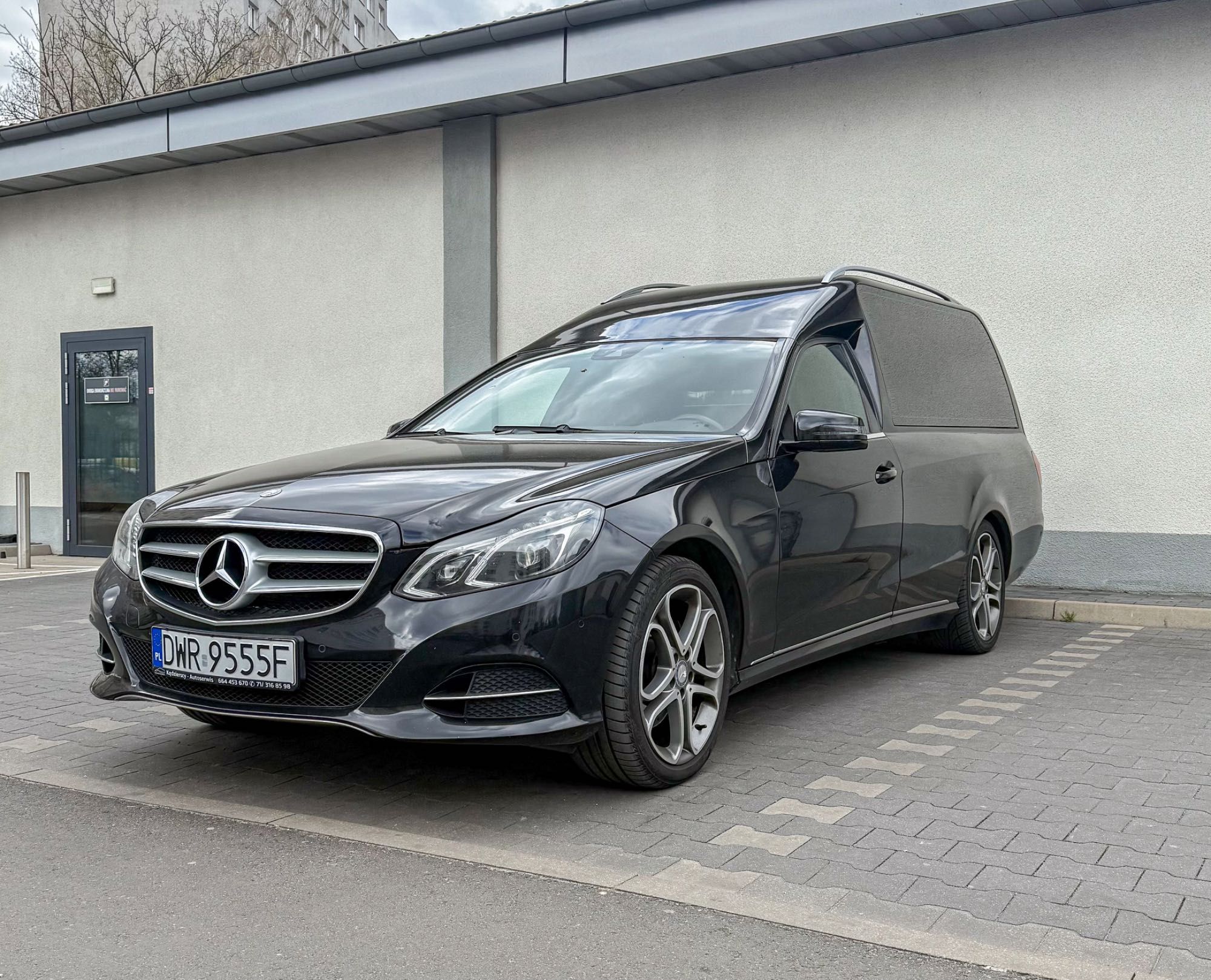 Karawan pogrzebowy Mercedes-Benz/Bautex