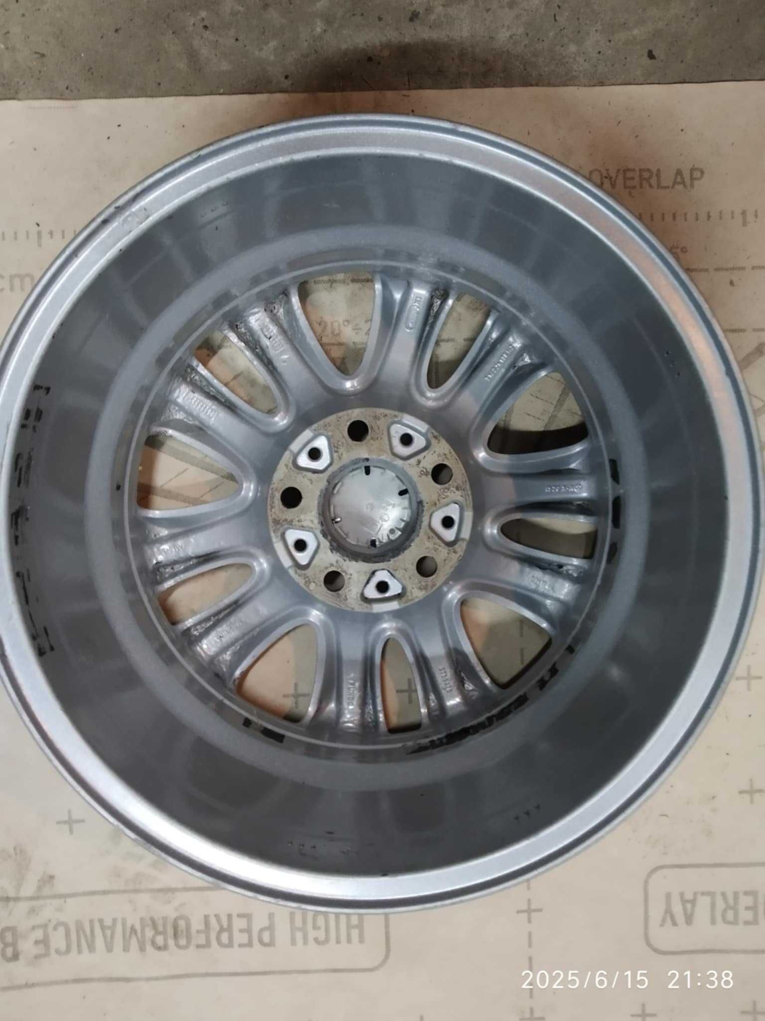 Felgi BMW styling 116 17" 5x120 7.5J ET20 komplet