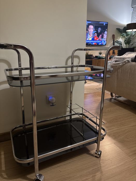 Carrinho de cha Gato Preto