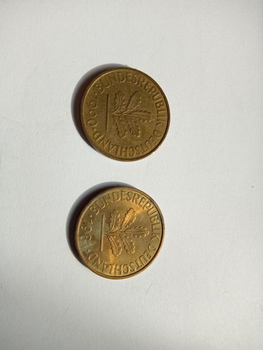 32 monety Pfenning od 1950 do 1989 roku