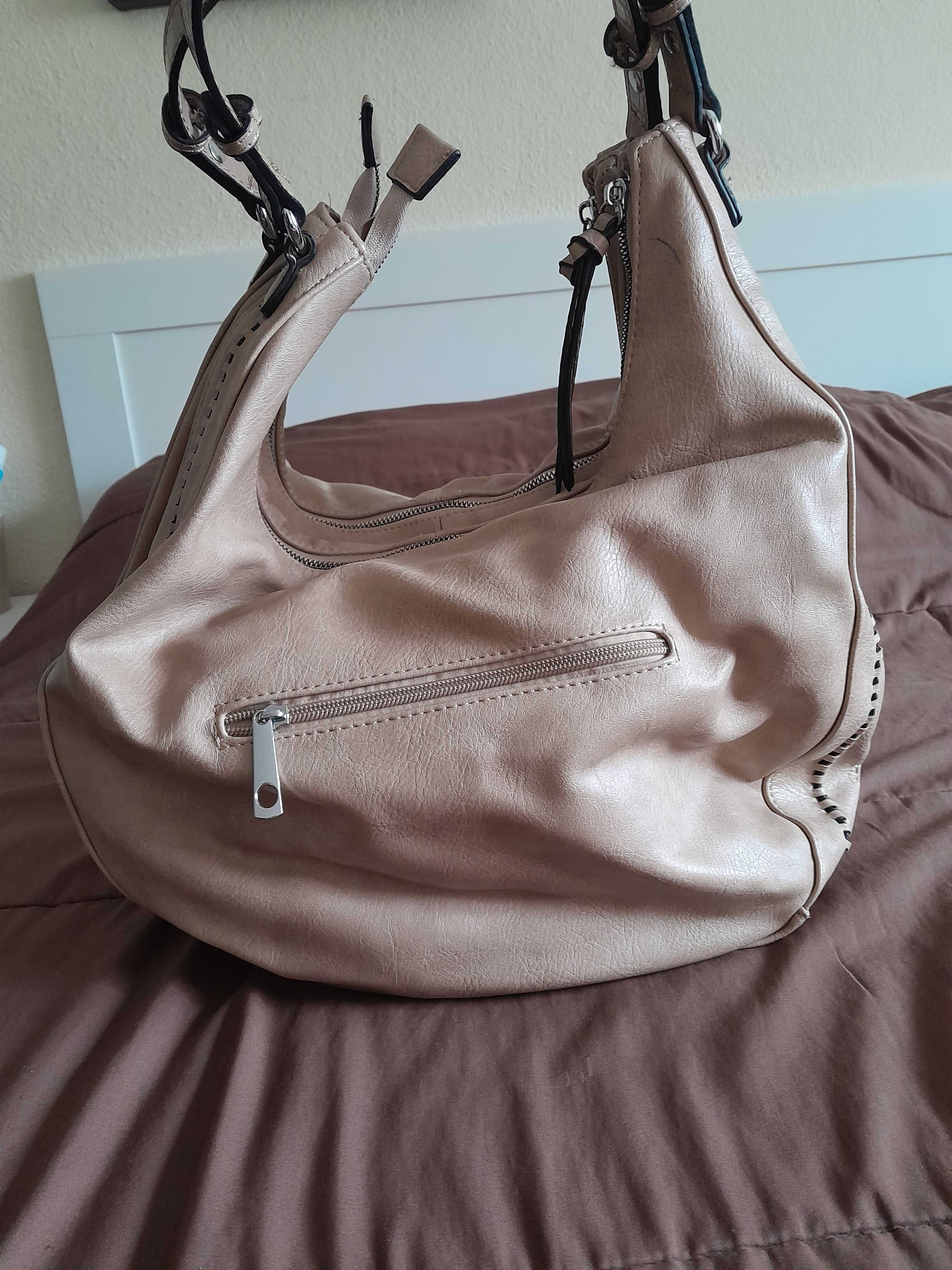 Mala Michael Kors