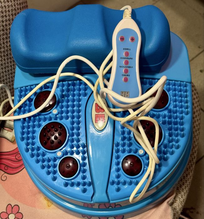 Массажер свинг-машина для стоп и спины