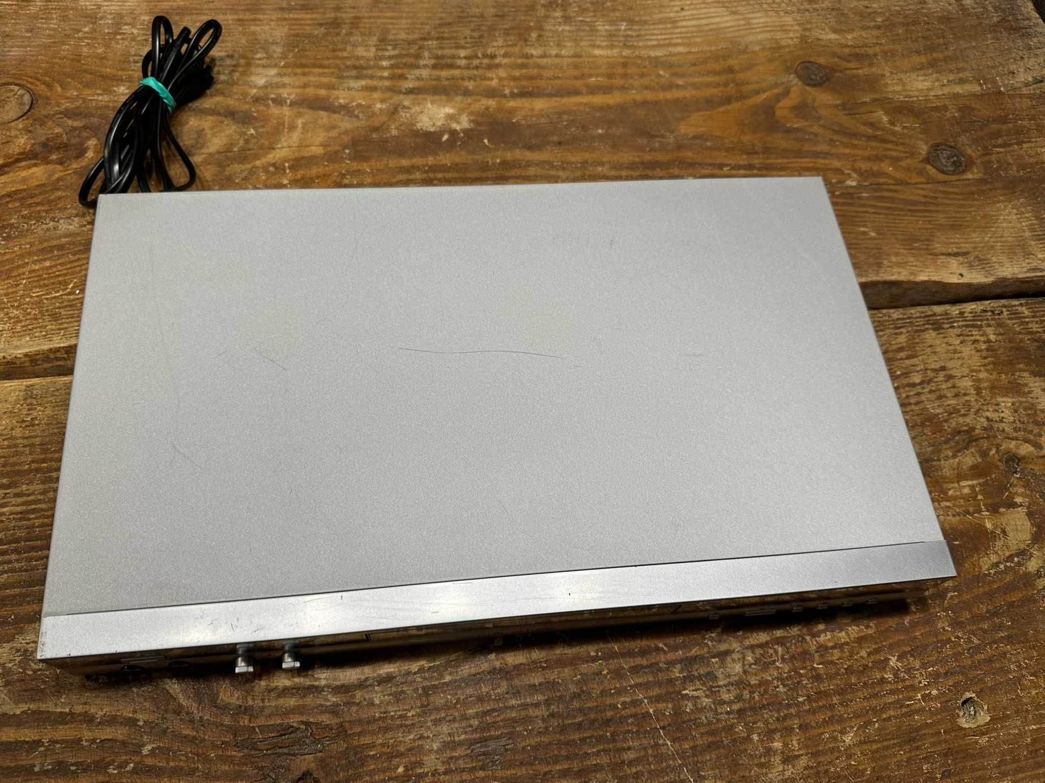 Odtwarzacz DVD Bench KH 6777