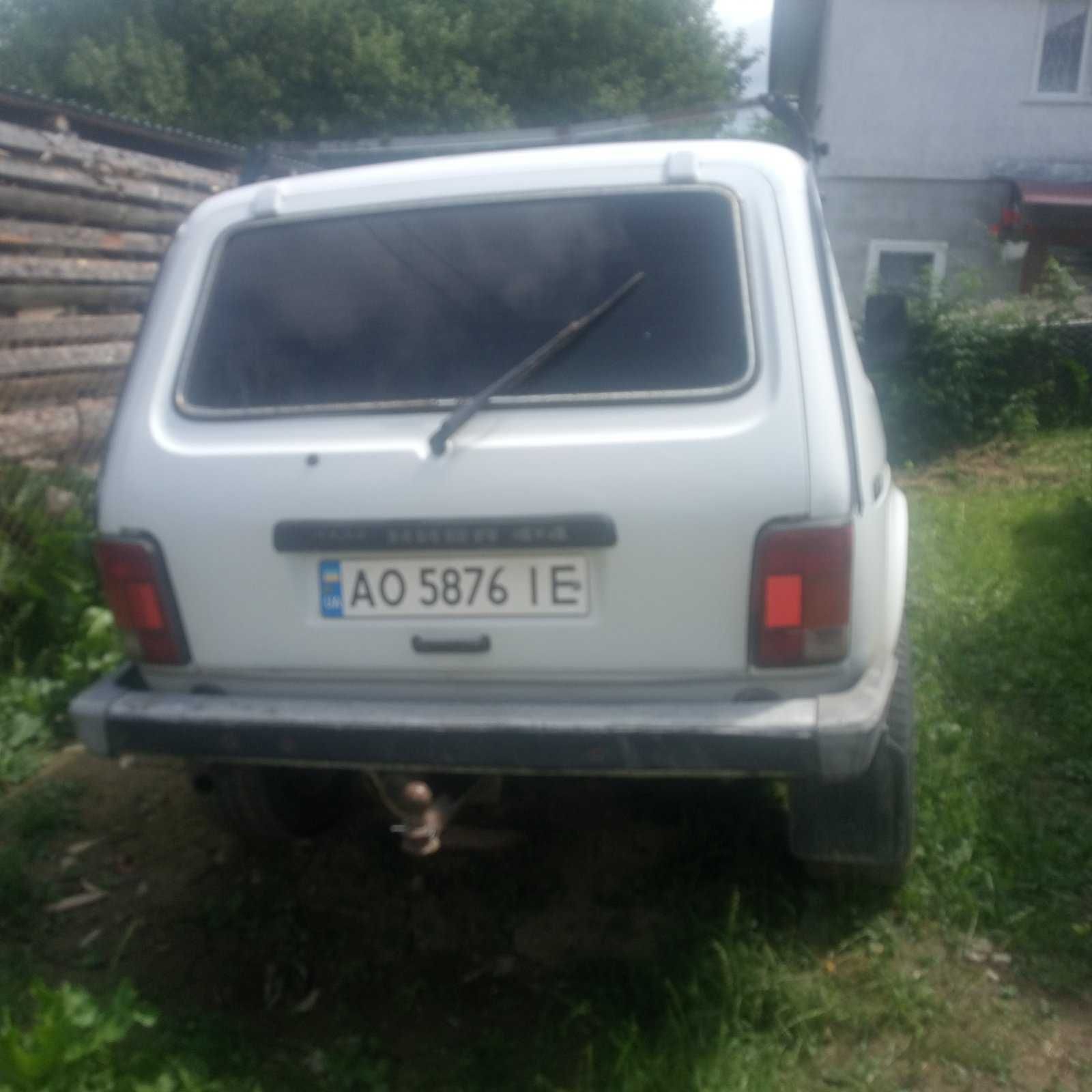 Продам ниву 2004 рік і уаз
