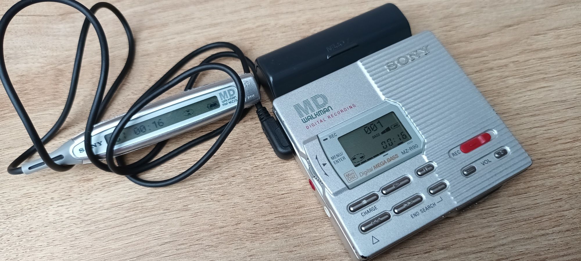 SONY MZ-R90 minidisc 2 szt.