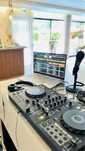 Dj e animação em casamentos e batizados