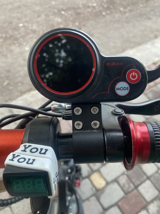 Електросамокат Kukirin M4 Pro