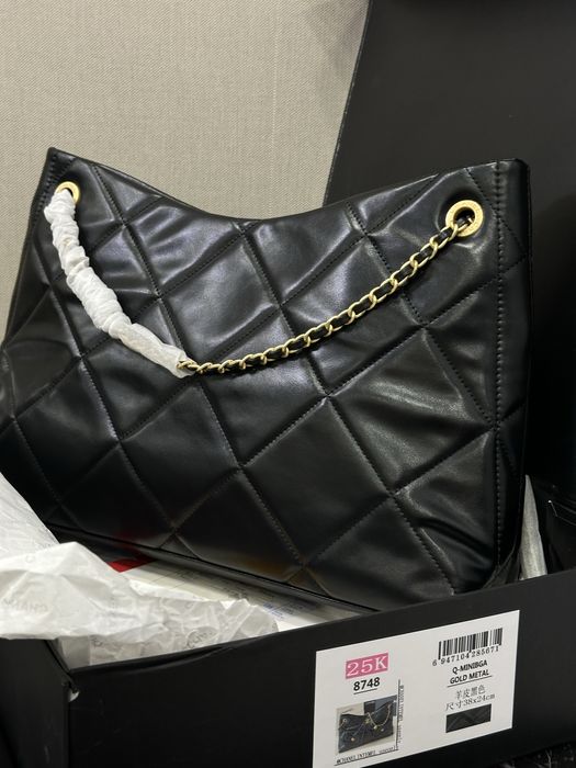 Продам сумку Шанель