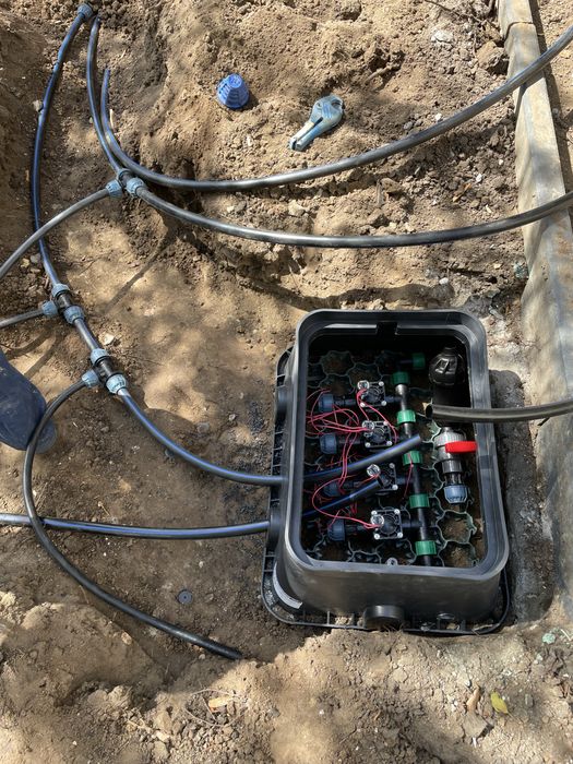 Drenaż Odwodnienie Zakładanie trawników Nawadnianie Utwardzenie terenu