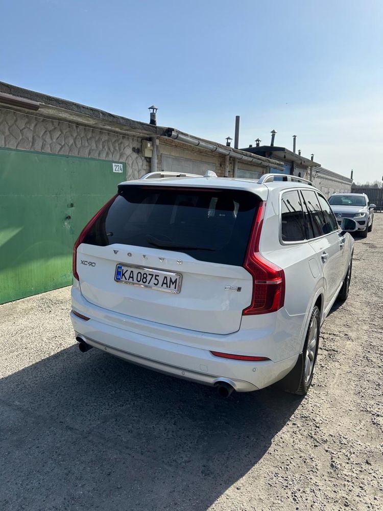 Volvo xc90 2016рік