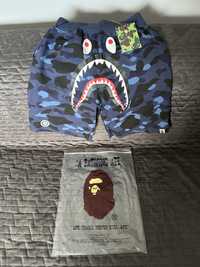 Krotkie spodenki z Bape Sharka