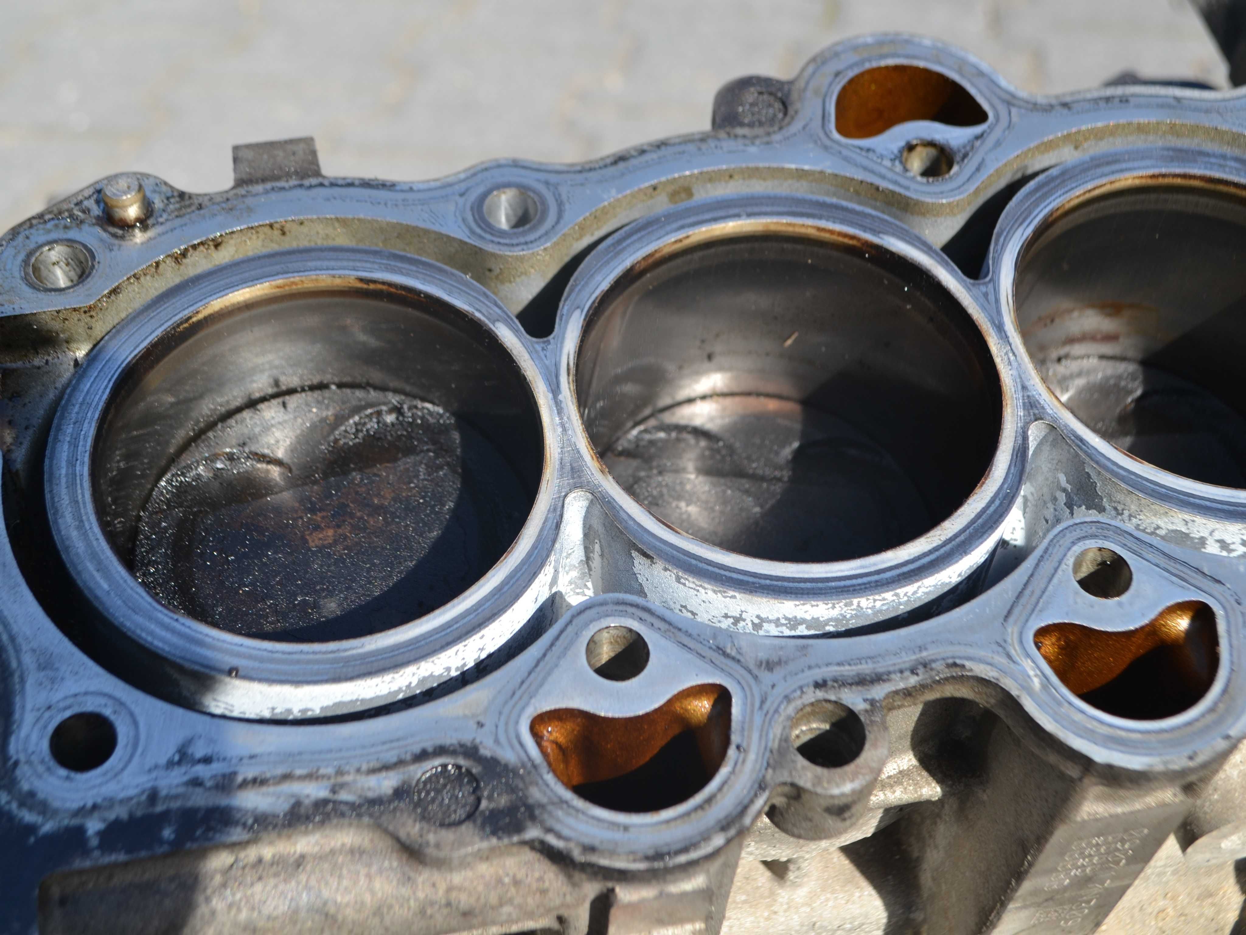 Blok Silnika, Tłoki, Korbowody Hyundai KIA 1.4 16V