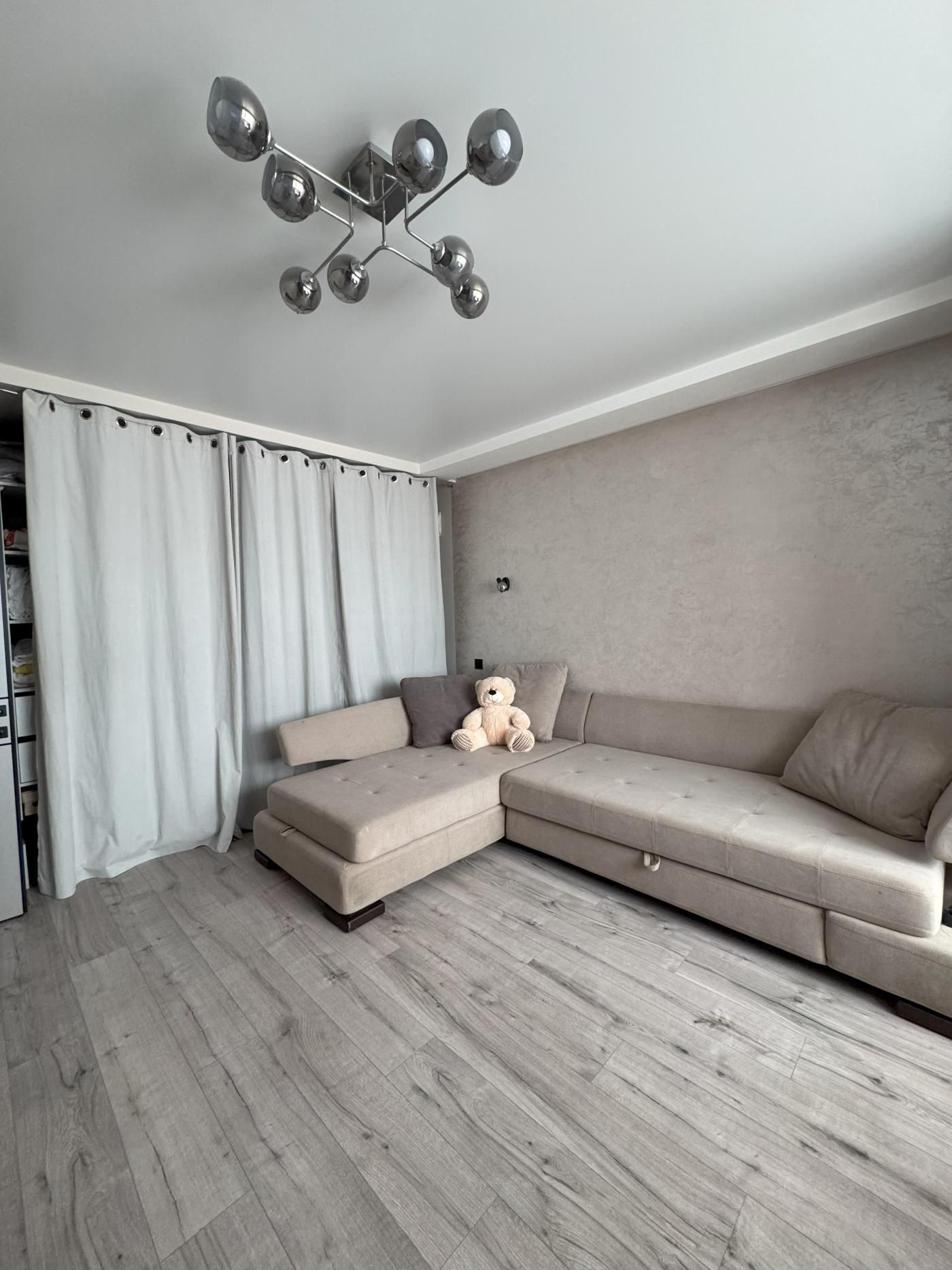 Продажа 2-ком. квартиры с авторским ремонтом, м. Победа