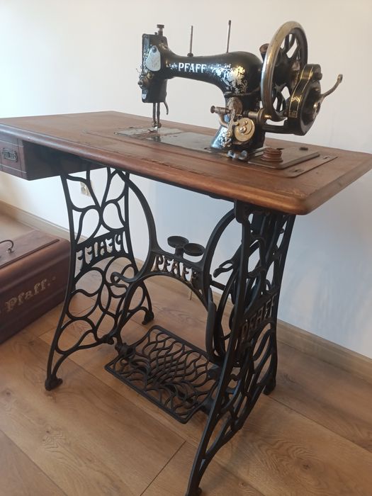 Sprzedam maszynę do szycia firmy Pfaff