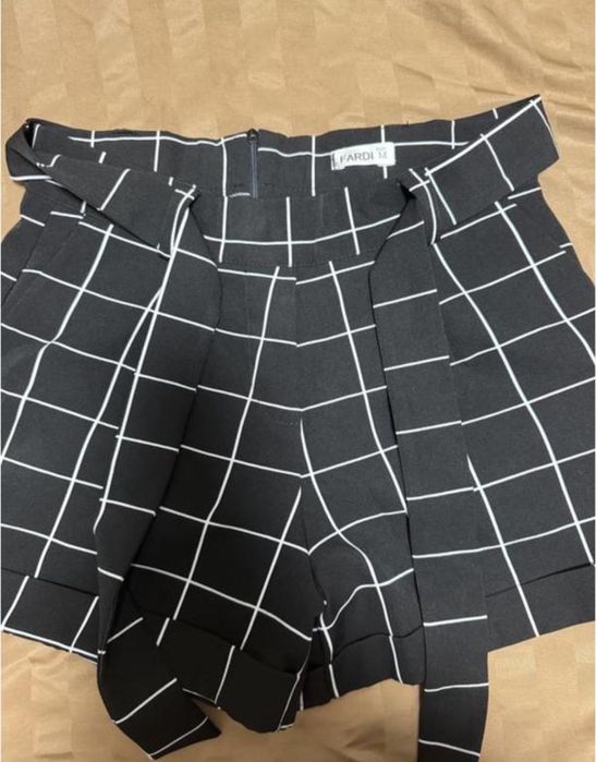 Костюм з шортами жіночий