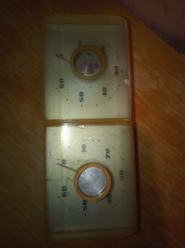 Таймер кухонный и часы электронные СССР СССР механический 400гр.