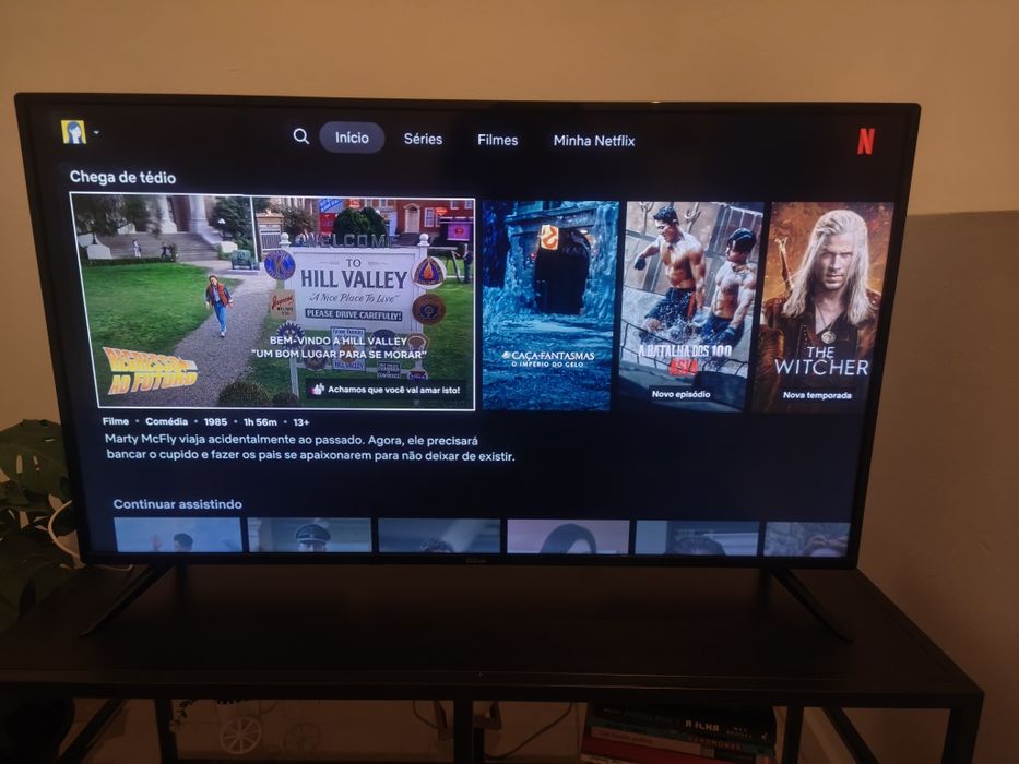 Televisão 40″ Full HD Smart TV – impecável