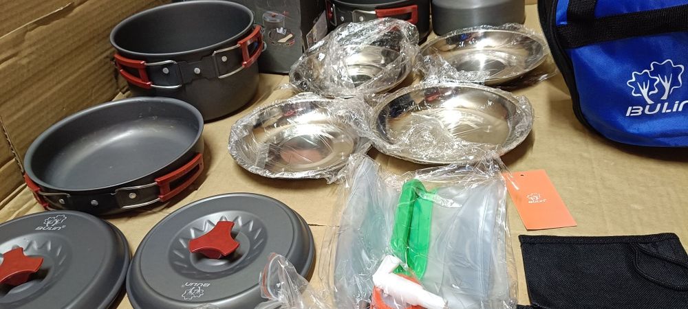 Bulin Zestaw naczyń kempingowych dla 4 osób