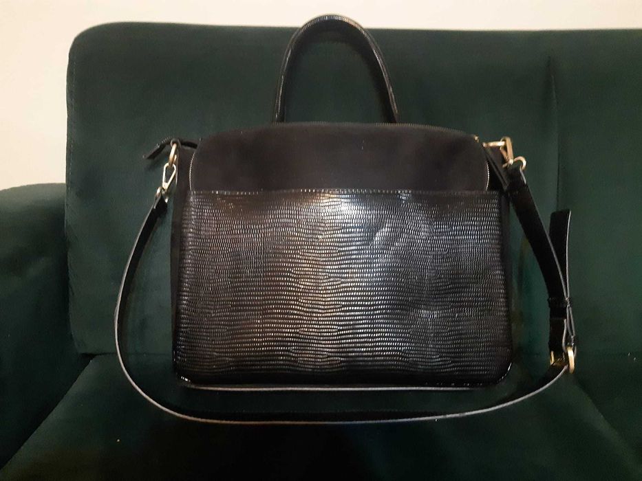 Czarna torebka / aktówka na laptopa Parfois