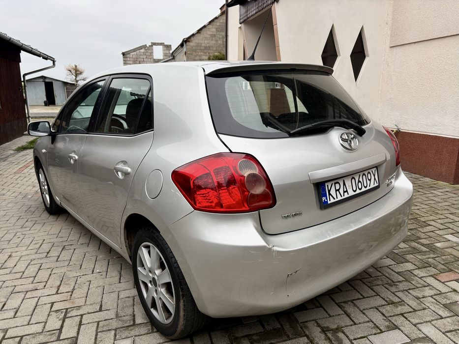Toyota Auris 1.4 D4D 90 KM