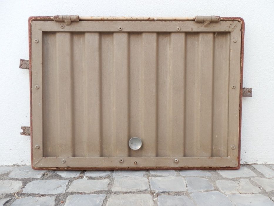 porta encastrar em chapa