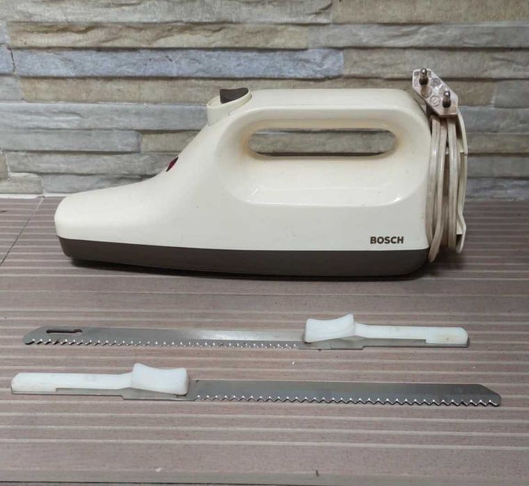 Vende-se Faca Elétrica Nova Bosch