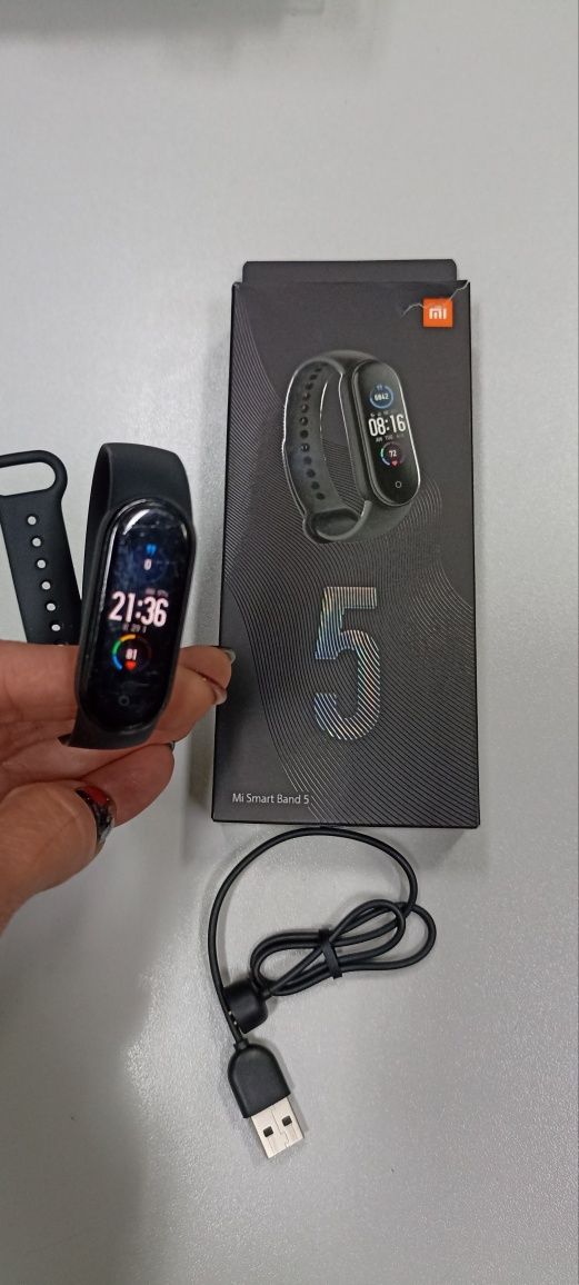 Sprzedam Mi Smart Band 5