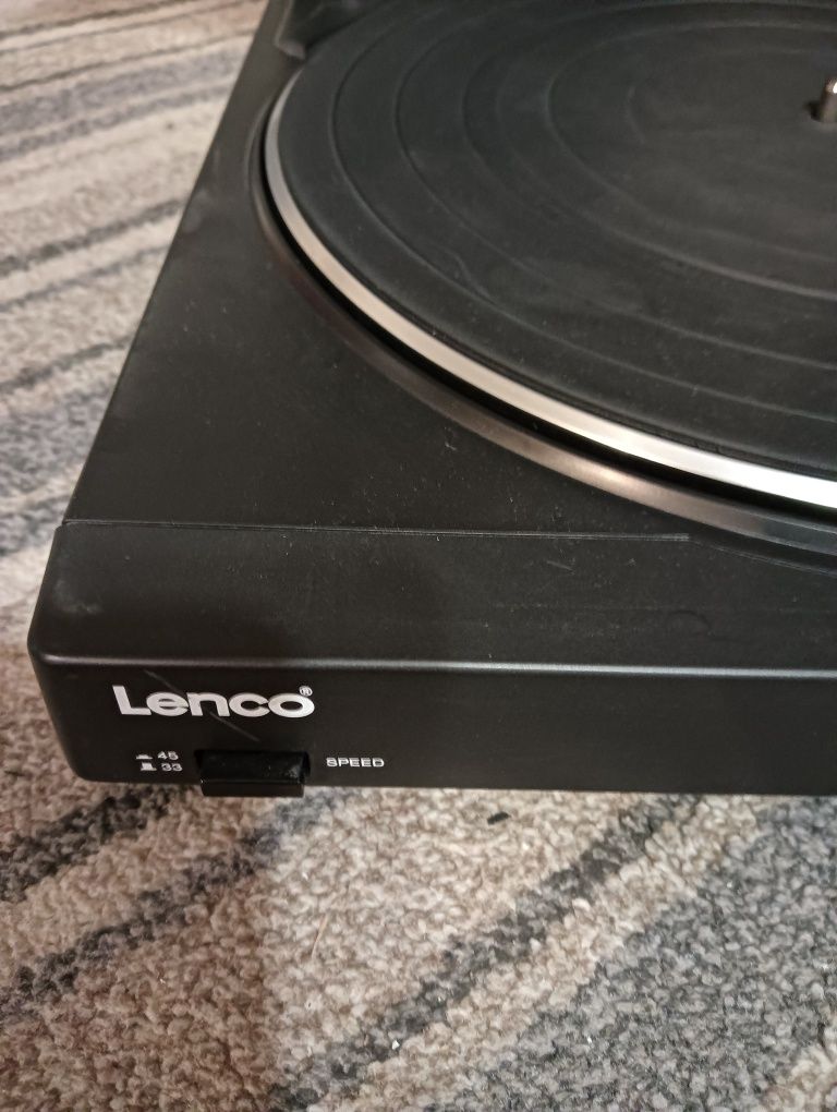 Gramofon Lenco L-3806
