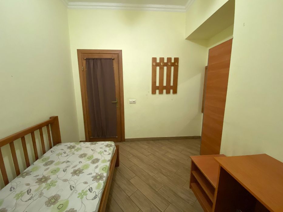 Оренда 1 окремої кімнати пл. Петрушевича (Центр)