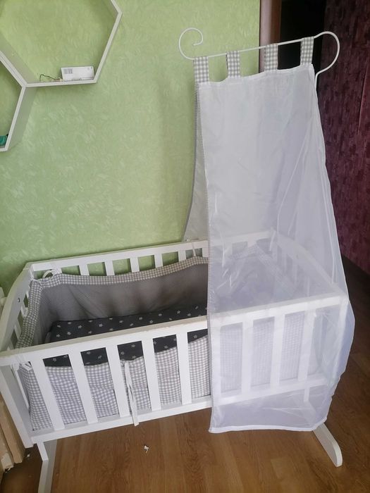 Ліжко, колиска до 6 місяців