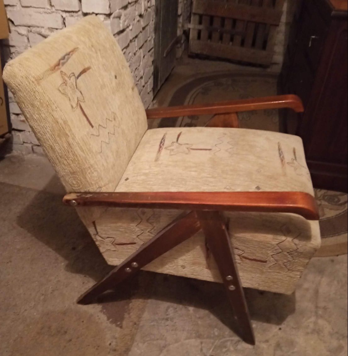 Stary fotel- PRL