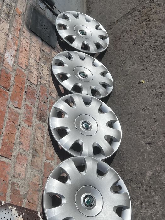 Колпакі шкода R15 комплект оригінал