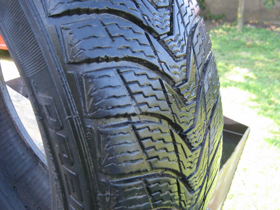 зимние шины 185/65/14