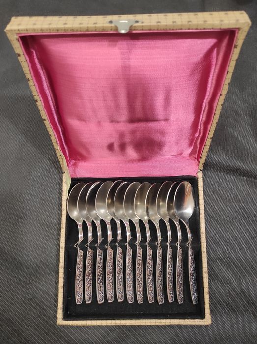 Столові набори Урср .