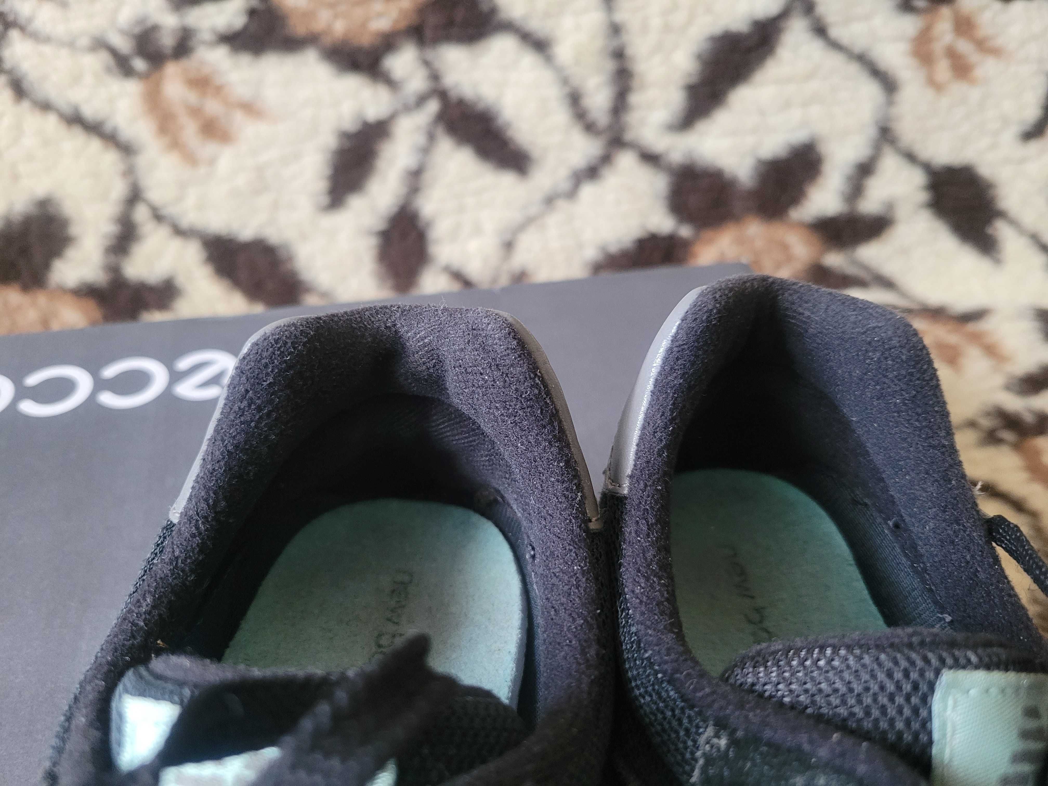 Ekstra sportowe sneakersy New Balance ML373 r.40,5 zamsz wkł.25,5 cm