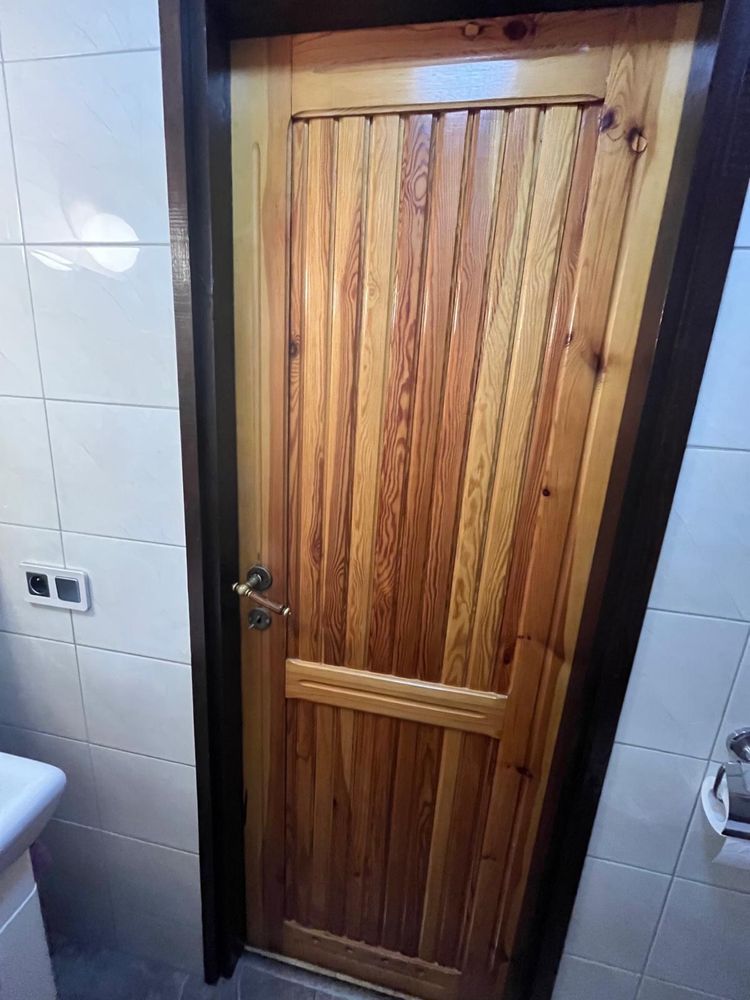 Drewniane drzwi przylgowe - 6 szt.