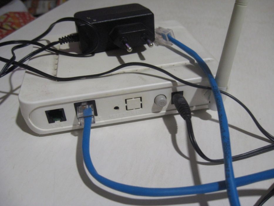 Продам роутер D-Link DSL-2600U